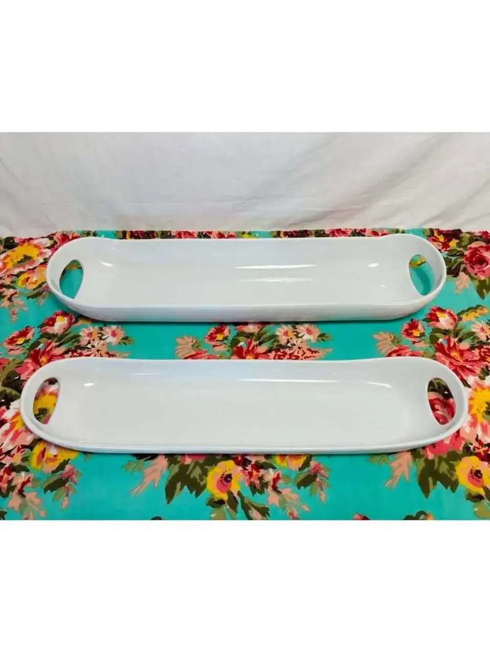 Set of 2 Heavy White Platters by Maker's Mark, 22.5